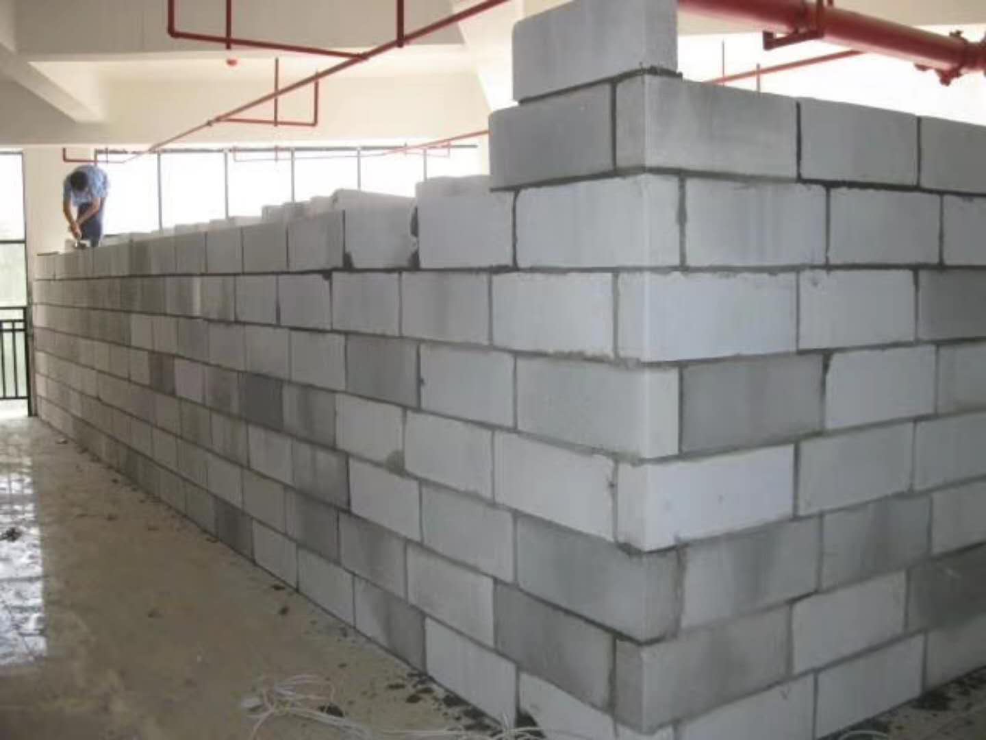 南平蒸压加气混凝土砌块承重墙静力和抗震性能的研究